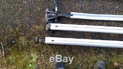 3 x Thule 561 Outride Fork Mount Bike/Cycle Carrier with car roof bars