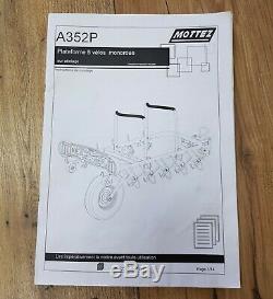 A352P Mottez Tow Bar Mount Single Wheel 5 Bike Trailer / Carrier / Rack