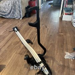 Audi TW6. 8T0071128 Roof Mounted Cycle/Bike Carrier Genuine Audi 8T0.071.128