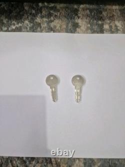 BMW / Thule 598 Bike / Cycle Carriers. (PACK OF 2)