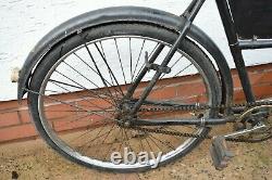 C. 1940s RALEIGH LOW GRAVITY VINTAGE BUTCHERS/ CARRIER BICYCLE