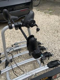Cycle rack for 4 bikes, fits tow bar and provides electric hook up