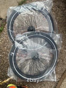 Halfords Advanced Double Bike Trailer Kids Carrier New Condition