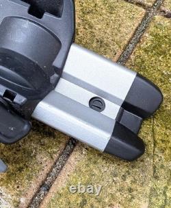 Kia Branded Thule 598 ProRide Bike Carrier Roof Mounted Locking Cycle Rack (1)