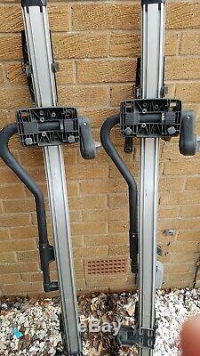 Pair of (2x) Thule ProRide 591 Roof Mounted Cycle Carriers bicycle bike rack