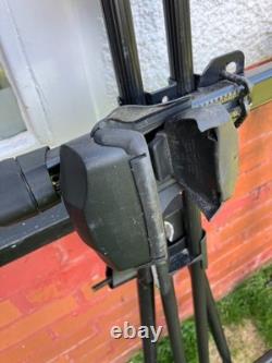 Roof rack + 4 Bike Carriers -Thule
