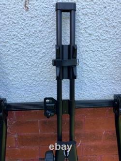 Roof rack + 4 Bike Carriers -Thule