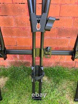Roof rack + 4 Bike Carriers -Thule