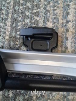 Thule 598 Proride Locking Upright roof mount Cycle Carrier Aluminium Silver