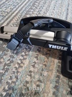Thule 598 Proride Locking Upright roof mount Cycle Carrier Aluminium Silver