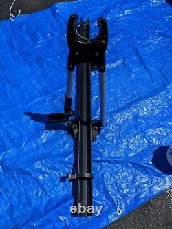 Thule Big Mouth Upright Mounted Bike Tray Carrier Roof Rack