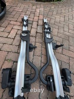 Thule Cycle Carrier ProRide 598, Roof mounted lockable