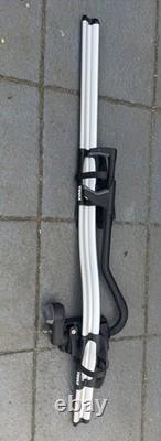 Thule ProRide 591 roof-mounted cycle carrier