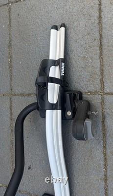 Thule ProRide 591 roof-mounted cycle carrier