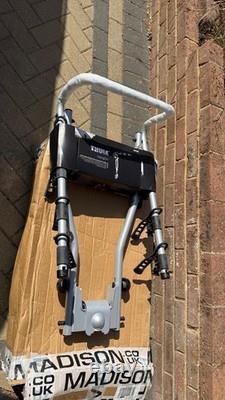 Thule TH9708 HANGON 4-BIKE TOWBALL CARRIER CUBISCAN NEW BLACK
