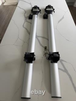 Thule ThruRide 565 Fork Mount Bike Rack Roof Carrier