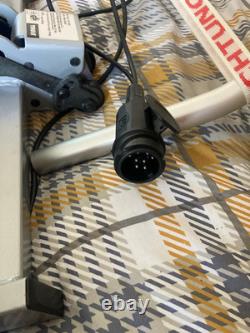 Thule towbar 908 3-bike carrier new with over £100 of extras