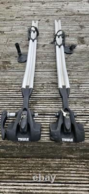 Two Thule 561 Outride Disc Brake Fork-Mount Cycle Carriers